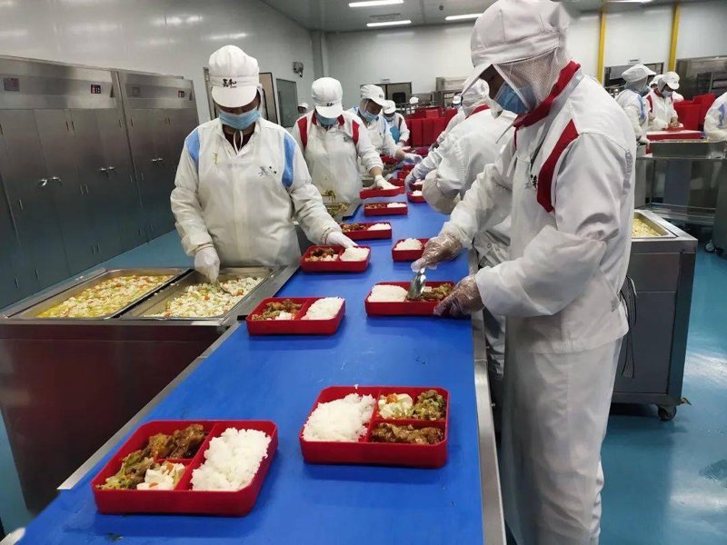 北京食堂承包如何选？一文读懂企业团餐托管的关键要点